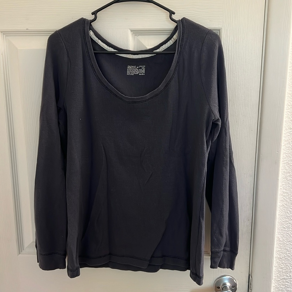 Navy scoop neck long sleeve